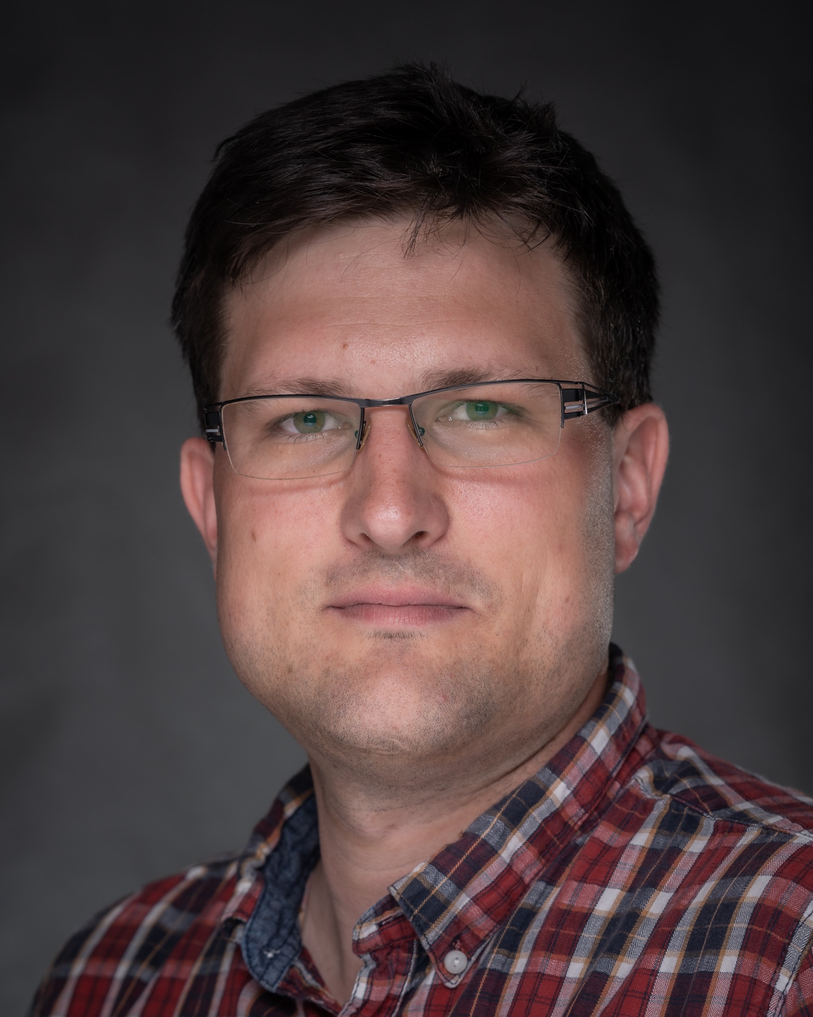 Łukasz Wiszniewski – Linux Administrator, DevOps and cybersecurity